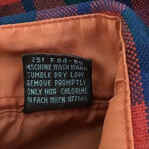 Northwest Territory Red and Navy Plaid Button Up Shirt XL - Picture 9 of 9